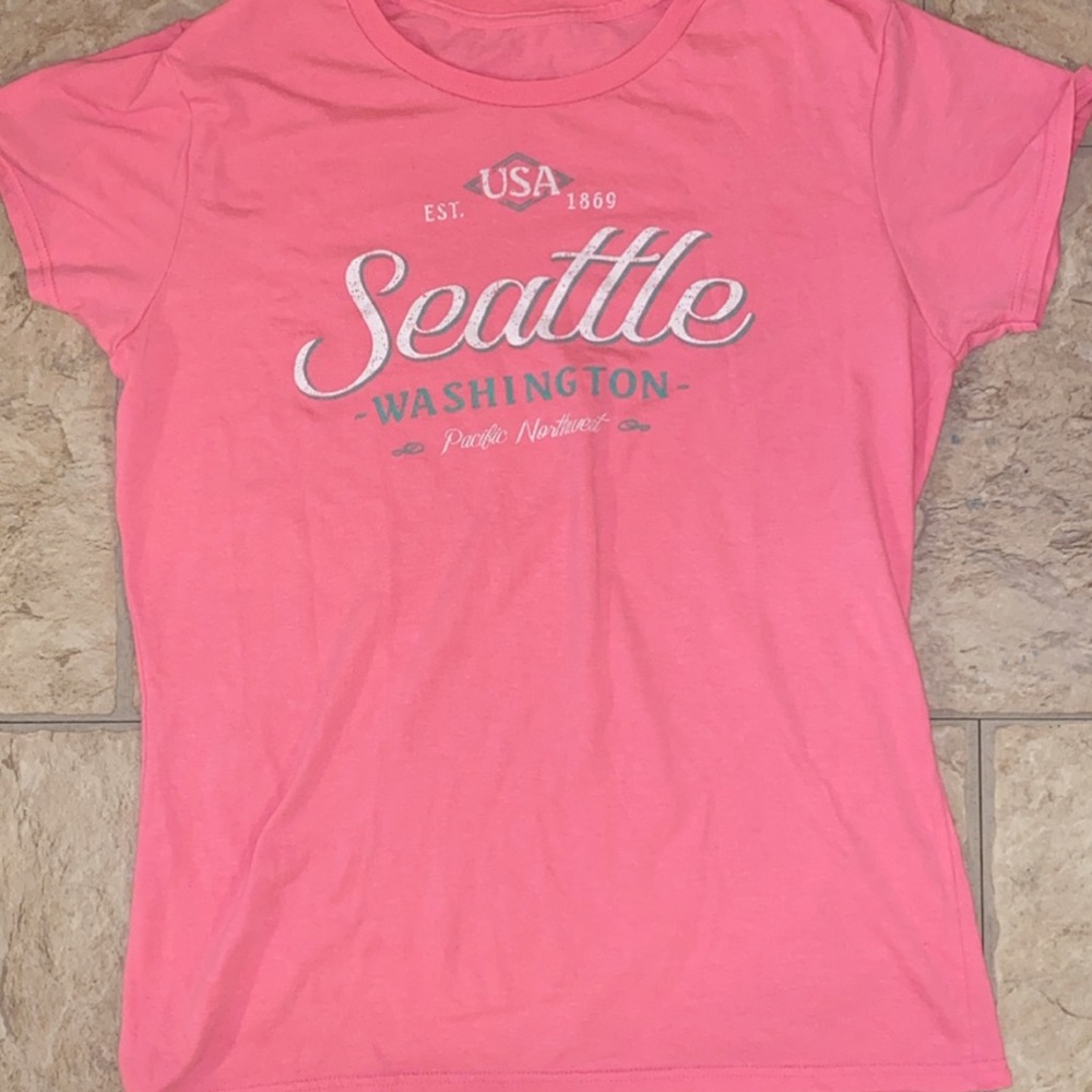 hot pink Seattle Washington shirt
